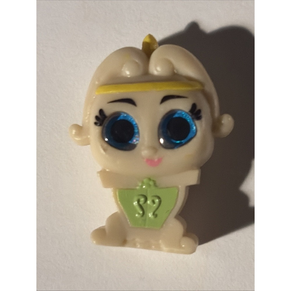 DISNEY DOORABLES SERIES 1 BEAUTY AND THE BEAST WARDROBE 1" COLLECTIBLE FIGURE